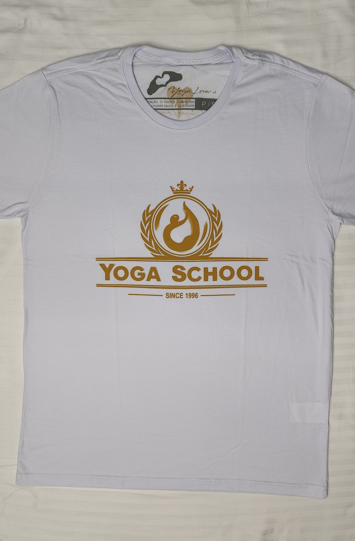 Camisetas Yoga School Douradas