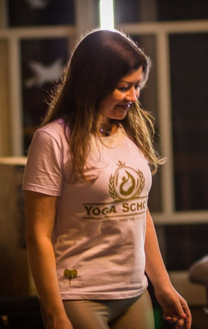 Camiseta Yoga School 100% orgânica BabyLook