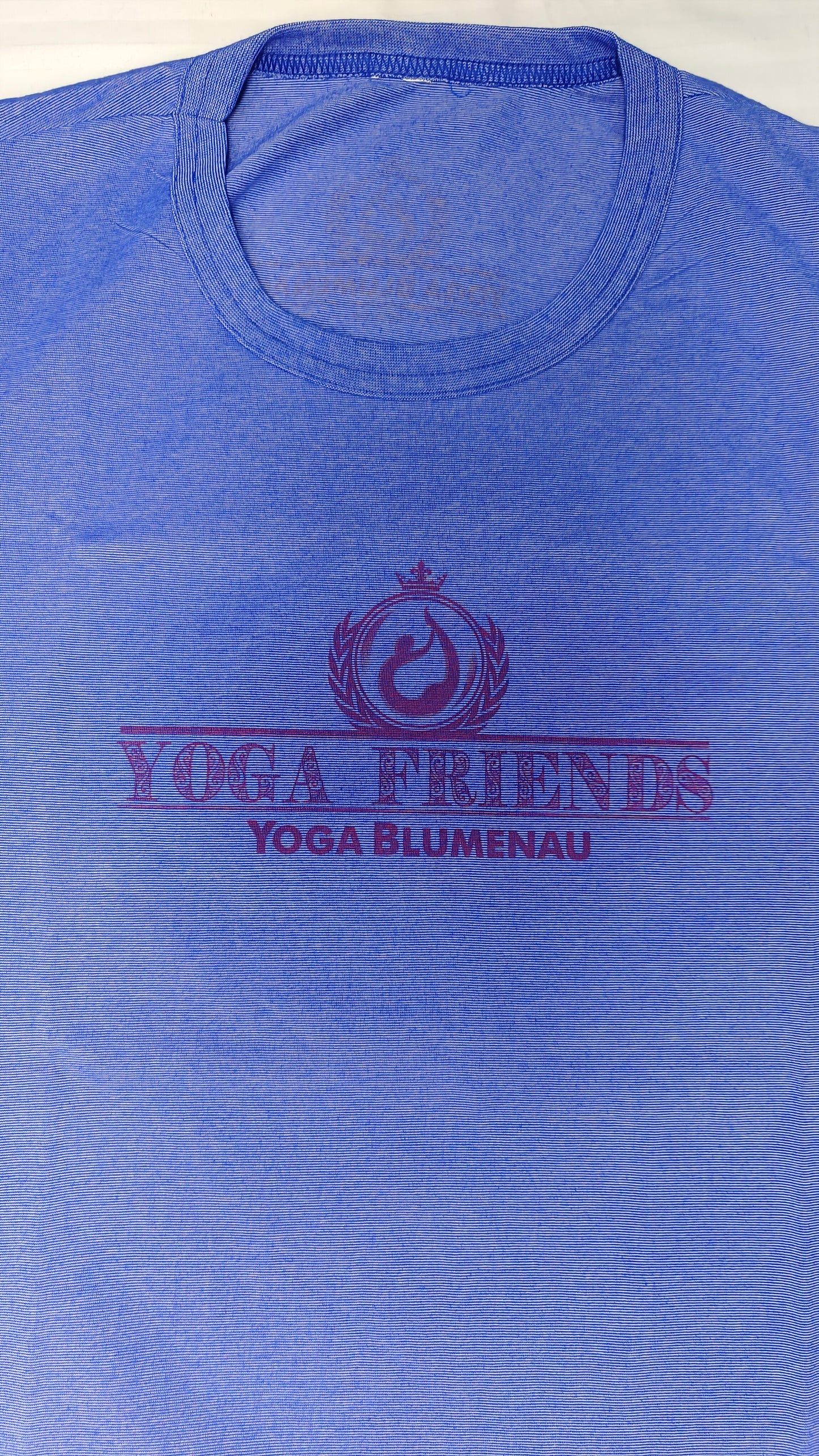 Camiseta Yoga Friends (Yoga Blumenau)